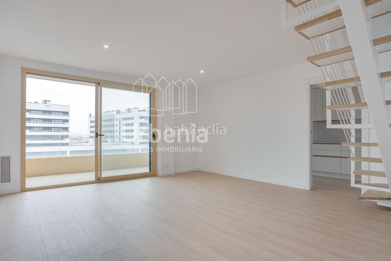 Foto 8df2cc1a-a75b-4a3d-b9ba-a2c91830eabc. Àtic amb calefacció aparcament a Gorg Badalona