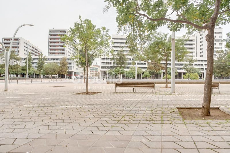 Foto b0acc406-258a-4f87-9826-dc6c54de6ade. Àtic amb calefacció aparcament a Gorg Badalona