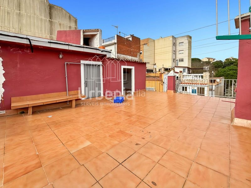 Foto 9d2cb2e1-0c27-416a-8869-372627a427f9. Casa adossada a Mont Ferrant-Joan Carles I Blanes