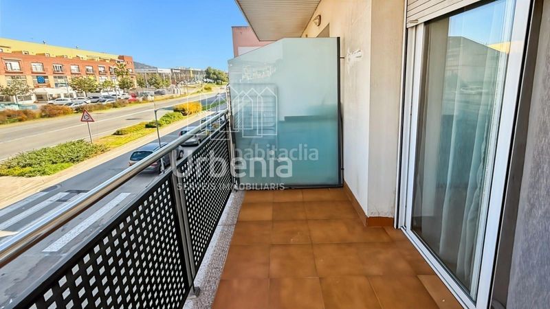 Foto b132368a-757d-4d0d-9642-e7cc30f6c978. Pis amb calefacció piscina a Poblenou Pineda de Mar
