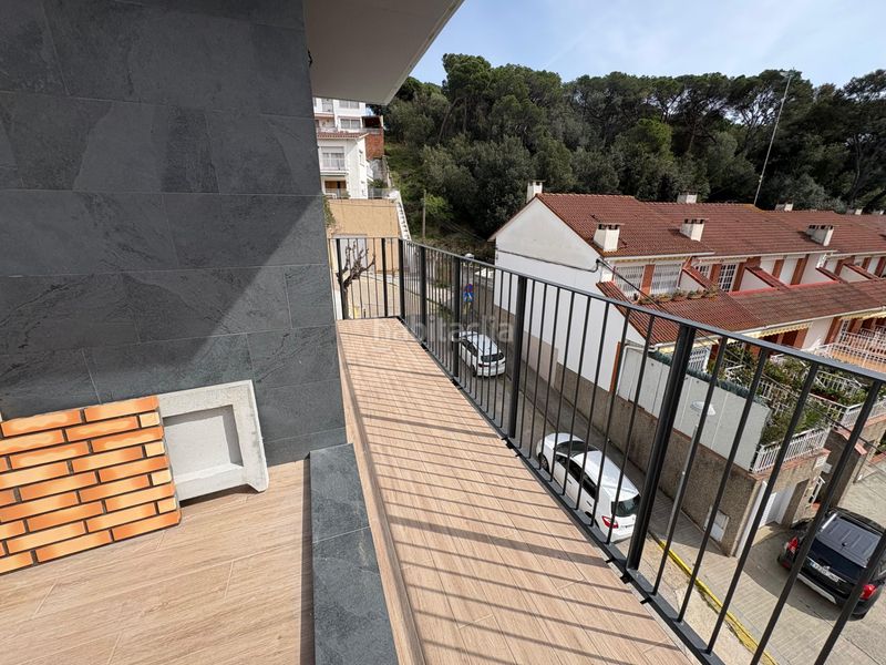 Foto 30613cdb-1db5-46bb-b725-95e790480360. Àtic 86m<sup>2</sup> amb calefacció aparcament piscina a Zona alta Arenys de Mar