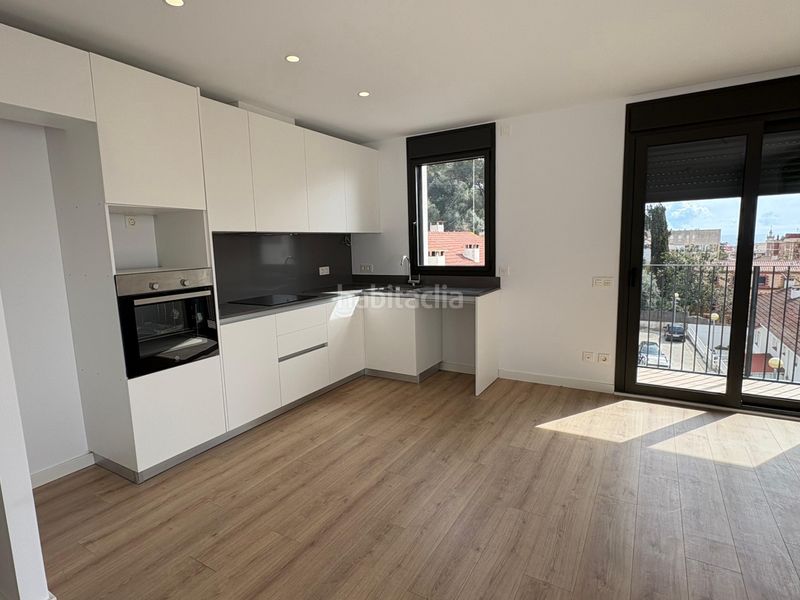 Foto bbf2169c-b203-4ef4-b8c7-c67f044e66b6. Àtic 86m<sup>2</sup> amb calefacció aparcament piscina a Zona alta Arenys de Mar