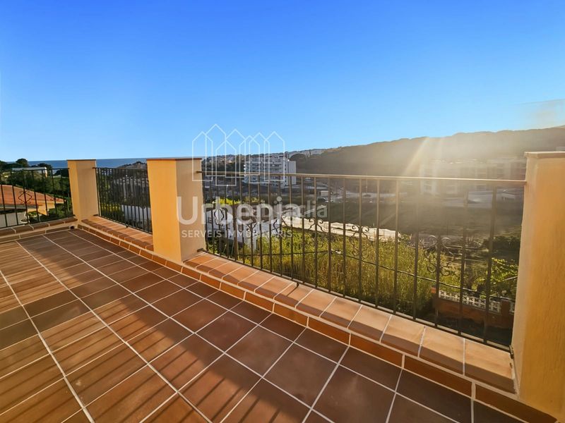 Foto 48399b0b-8bb6-4292-a502-e31ee4096003. Casa amb calefacció aparcament piscina a Urbanitzacions Arenys de Mar