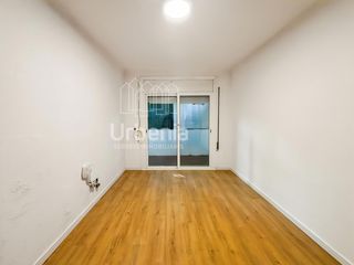 Piso en Centre. Planta baja reformada en pineda de mar!