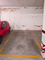 Aparcament cotxe a Centre
