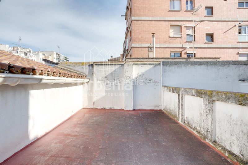 Foto e252f60d-d23e-4816-8f87-dd90b6d120f8. Casa a Centre Masnou (El)