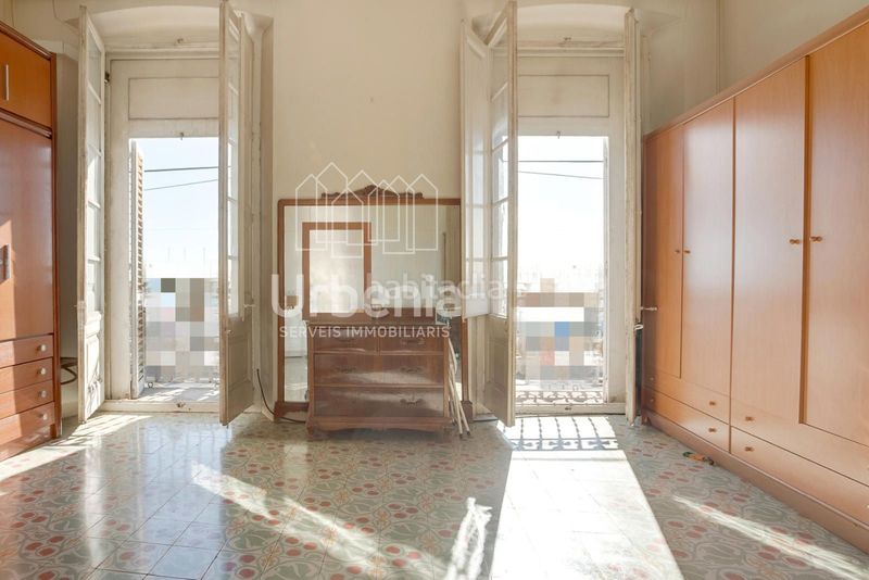 Foto f52d5114-68a6-4fa8-8224-ba57c0be39c6. Casa a Centre Masnou (El)