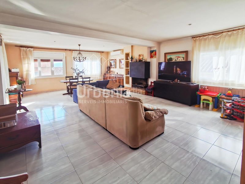 Foto 0f303b9b-6ea4-4853-9273-16281e4c61a6. Casa amb calefacció aparcament a Vilassar de Dalt