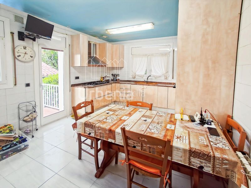 Foto 2a0a2e0d-61df-430f-b011-86c44a68b8cd. Casa amb calefacció aparcament a Vilassar de Dalt