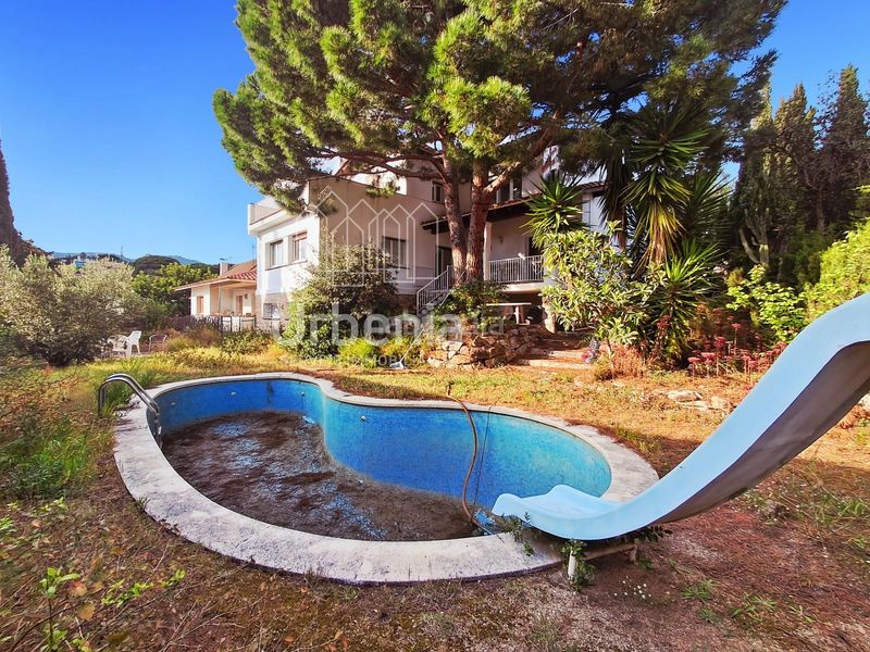 Foto 9839bfc3-4d5a-4a1c-9db1-9509d7982721. Casa amb calefacció aparcament a Vilassar de Dalt