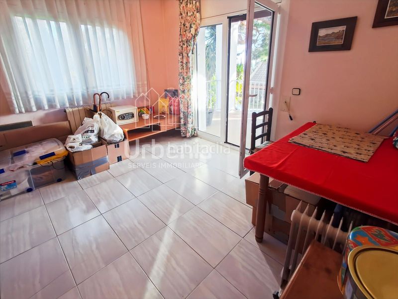 Foto d742b11e-3d51-48d7-9ebb-1e1148953f9a. Casa amb calefacció aparcament a Vilassar de Dalt