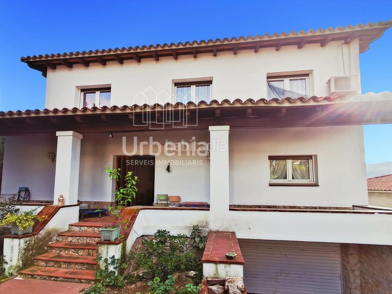 Foto efe7ba86-b32f-4486-8639-3423825d3044. Casa amb calefacció aparcament a Vilassar de Dalt