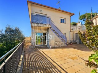 Maison à Aiguaviva Parc. Casa en aiguaviva park, vidreres