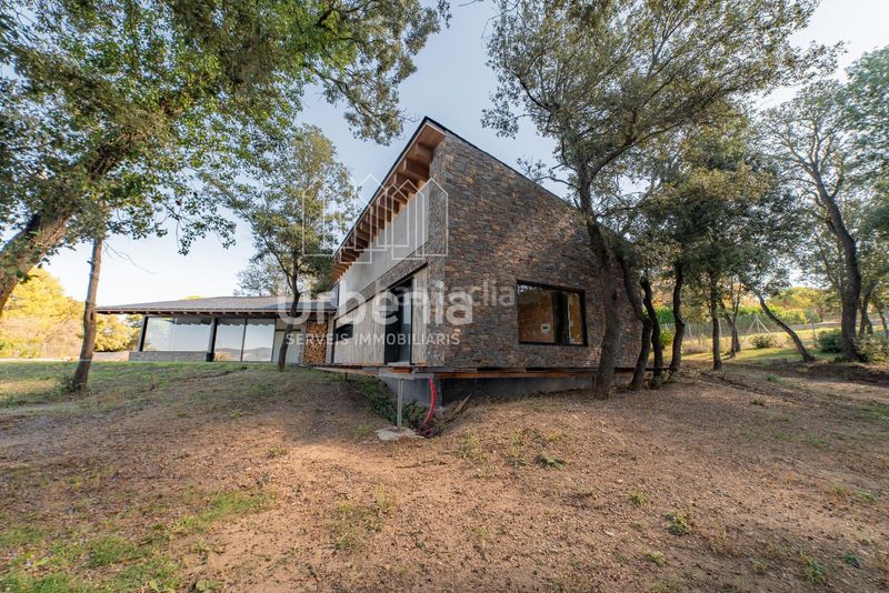 Foto 23e9a014-ff22-4fca-8121-7d5e780c9f60. Xalet amb calefacció aparcament piscina a Seva