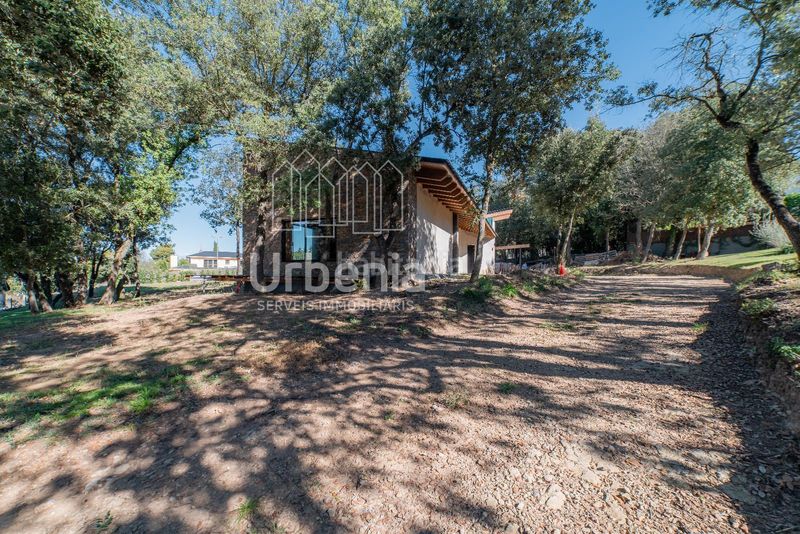 Foto 4e63e94d-761a-4e16-b47a-819e9d3b2f9e. Xalet amb calefacció aparcament piscina a Seva