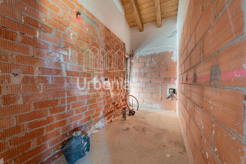 Foto 838de841-b5b5-4a3d-87f1-e444d85c4b37. Xalet amb calefacció aparcament piscina a Seva