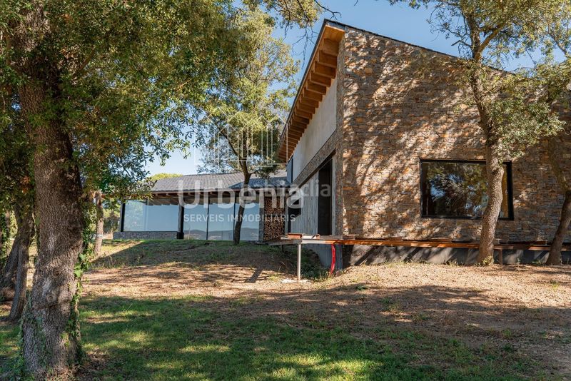 Foto a205a957-1c7d-4b66-8bc6-aa7c7f265fd4. Xalet amb calefacció aparcament piscina a Seva