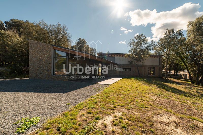 Foto d47bfdbf-a36b-4f2f-8288-3a0a314e52e5. Xalet amb calefacció aparcament piscina a Seva