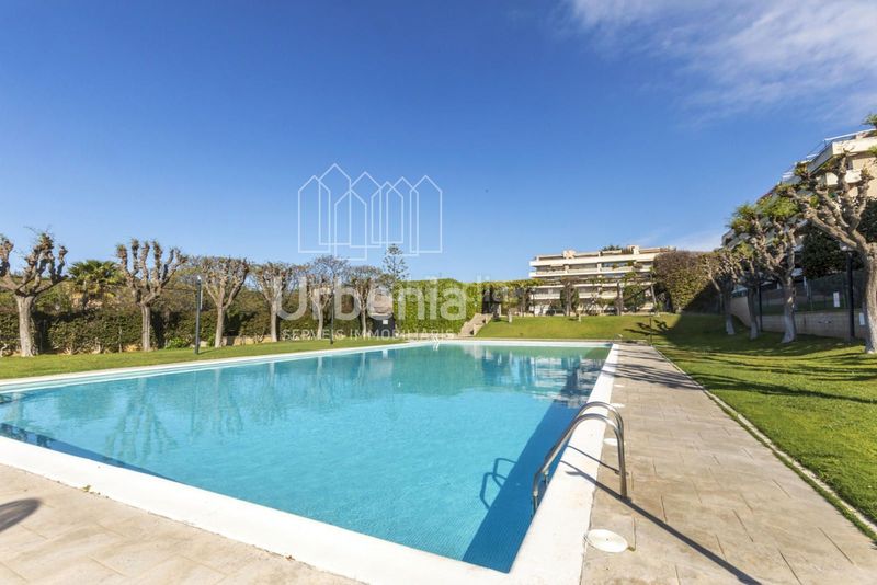 Foto 6c10dd8b-6cef-4aa6-998a-c5f5aced2416. Àtic amb calefacció aparcament piscina a El Balís Sant Andreu de Llavaneres