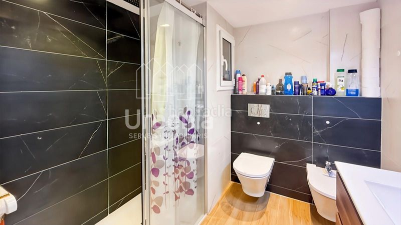 Foto 9c4f37cb-8a64-49b6-b5fc-d62e1cd6a978. Àtic a Calella