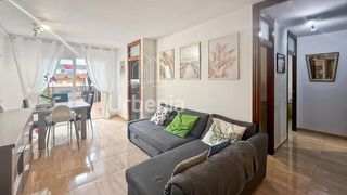 Flat in Rocafonda. Vivienda en rocafonda junto ctra de mata en un edificio muy cara