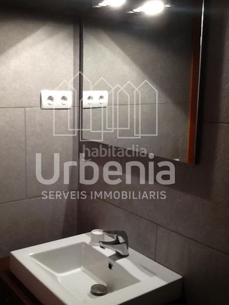 Foto c4b2fb27-a451-4216-b9b1-d22aa61d5ddf. Dúplex a Gelida