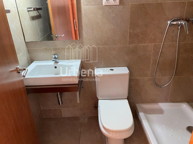 Foto ca8c4745-4bad-40f6-9898-e663fb9412c9. Dúplex a Gelida