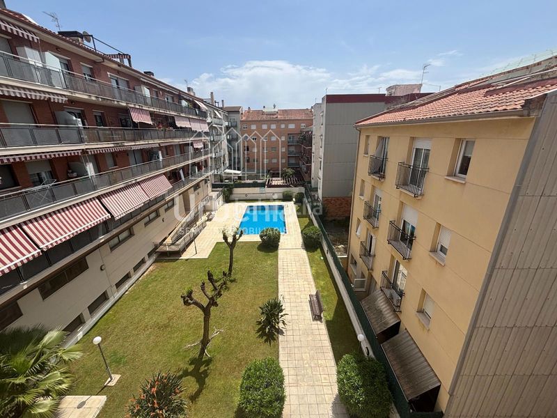 Foto ef07ff88-9510-4e29-a5f3-9173909fee45. Dúplex amb calefacció piscina a Calella