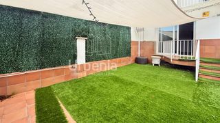 Casa adossada a Santa Susanna. Magnífica casa adosada lista para entrar a vivir en santa susann
