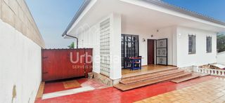 Casa a Niàgara Parc -Àgora Parc. Impecable casa a 4 vientos  de tordera pueblo, en la urbanizació