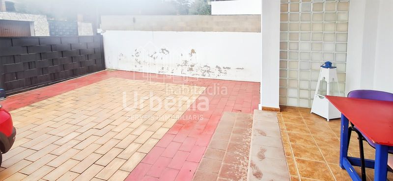 Foto 4bfc558a-cd96-467d-adbb-7c2fa3677823. Casa amb calefacció aparcament piscina a Niàgara Parc -Àgora Parc Tordera