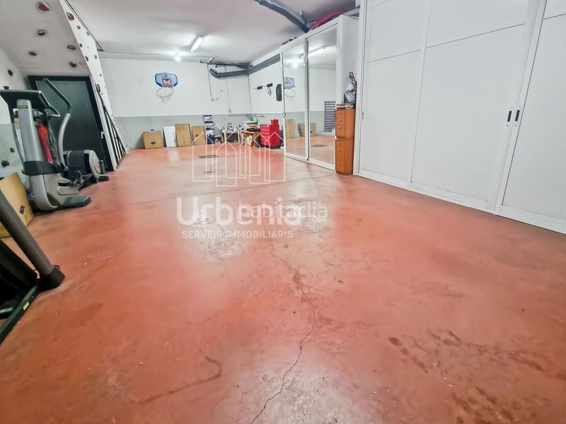 Foto e98bd795-484f-4ec0-a7c1-29516357f86c. Casa amb calefacció aparcament a Vista Alegre Mataró