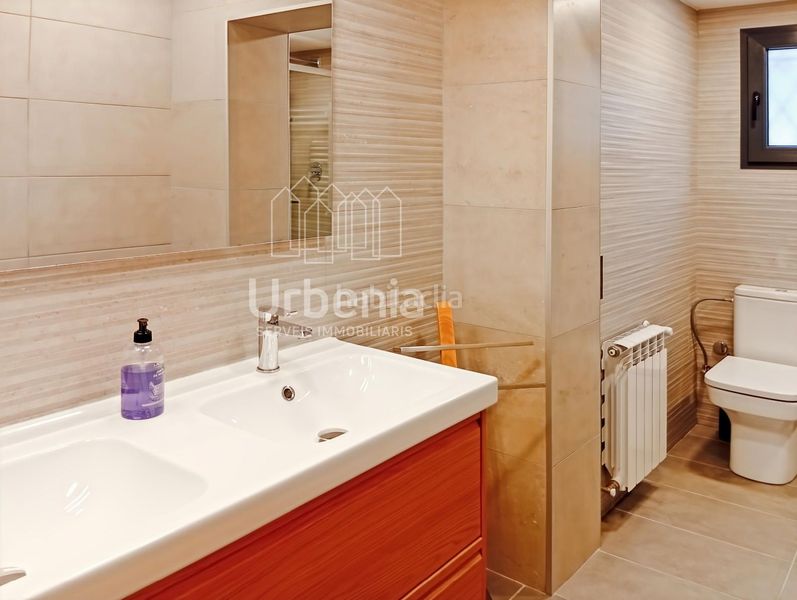 Foto dc920219-0cfe-4a39-9371-f1272493aa0c. Casa amb calefacció aparcament piscina a Sant Cebrià de Vallalta