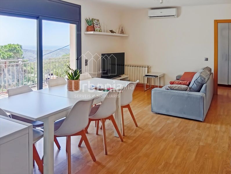 Foto e88f7093-41a0-4290-8d5b-b8db74d3e7fc. Casa amb calefacció aparcament piscina a Sant Cebrià de Vallalta