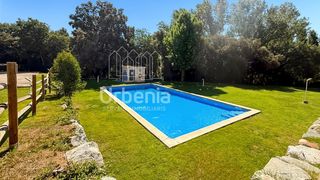 Semi detached house in Ametlla del Vallès (L´). Casa adosada con piscina en lametlla