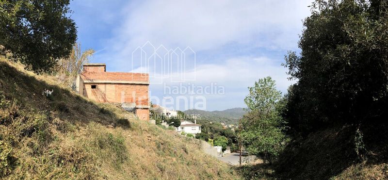 Foto 373c2d20-ad56-4561-9518-01b5028bc72f. Casa amb aparcament a Alella