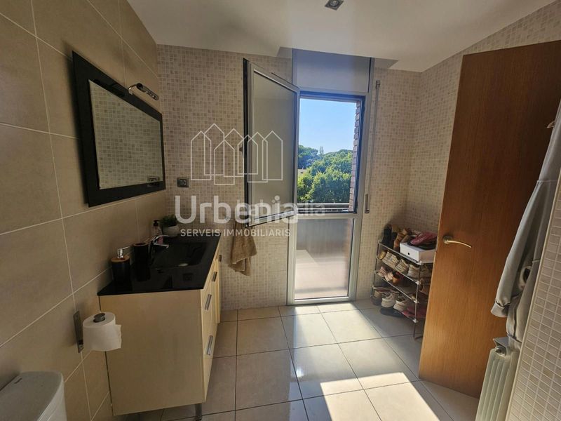 Foto c8df95af-08a3-43f9-9728-7487587fde97. Casa amb calefacció aparcament piscina a Canet de Mar