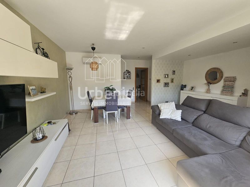 Foto ebae3350-e9e8-483a-a85b-f26c423d3140. Casa amb calefacció aparcament piscina a Canet de Mar