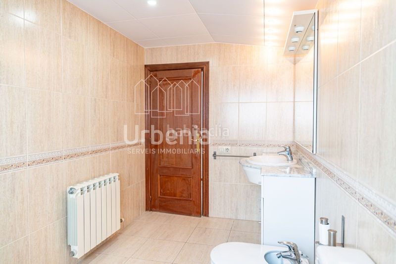 Foto 0c3eb337-ce72-4c1a-9082-1d9bf611e91d. Xalet amb aparcament piscina a Nucli Urbà Argentona