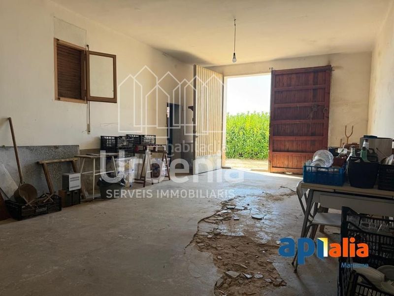 Foto fd4db732-4781-43f6-be7b-ecd46d2d3cec. Casa amb aparcament piscina a Zona Industrial i Agrícola Vilassar de Mar