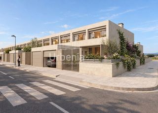 Casa a Poble. Casa en calonge, con 189 m2, 5 habitaciones y 3 baños, jardín de