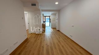 Rent Flat in Canet de Mar. Piso de obra nueva en alquiler en canet de mar!