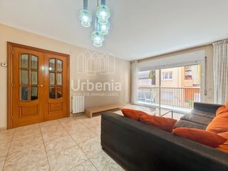 Appartamento in Peramàs. Amplio piso familiar en mataró