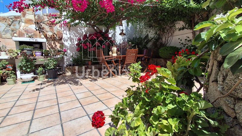 Foto 4e4f0330-03d3-4387-9514-97666876be22. Casa amb calefacció aparcament a La Llàntia Mataró