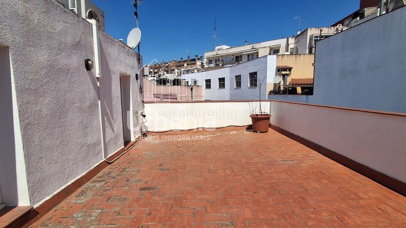 Foto ec4f35e6-0951-40cd-8493-8b4c0e646925. Casa amb calefacció aparcament a La Llàntia Mataró