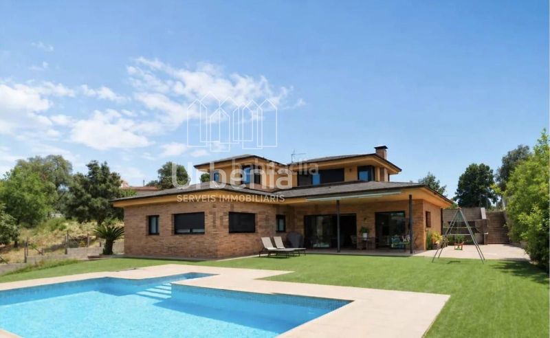 Foto 7b1d875b-5f31-4540-8819-a9e9fffcd962. Casa amb piscina a Lliçà de Vall
