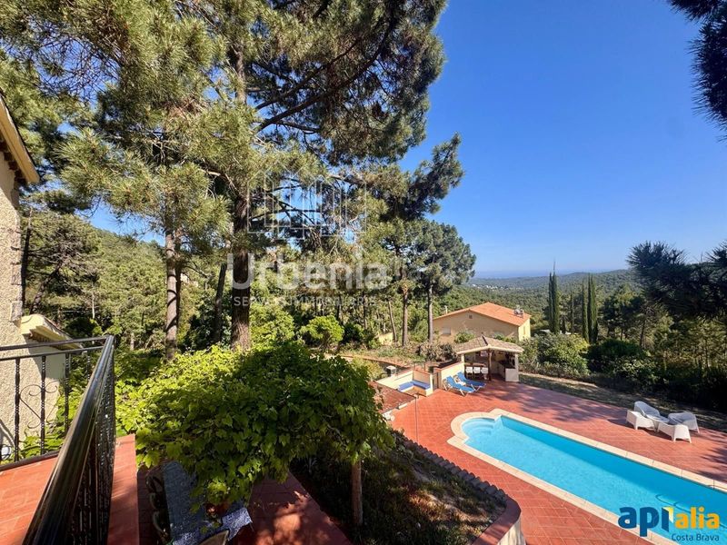 Foto 0b381af0-403c-4d51-a047-cc660760dfb4. Pis amb aparcament piscina a Lloret Blau - La Creu de Lloret Lloret de Mar