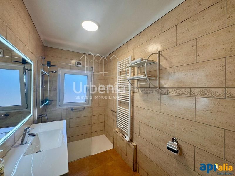 Foto 1794b575-afd8-45a9-898b-a9dbb00c1346. Pis amb aparcament piscina a Lloret Blau - La Creu de Lloret Lloret de Mar