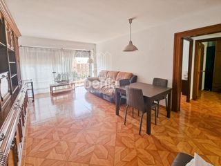 Pis a Peramàs. Piso con balcón en peramás, mataró!