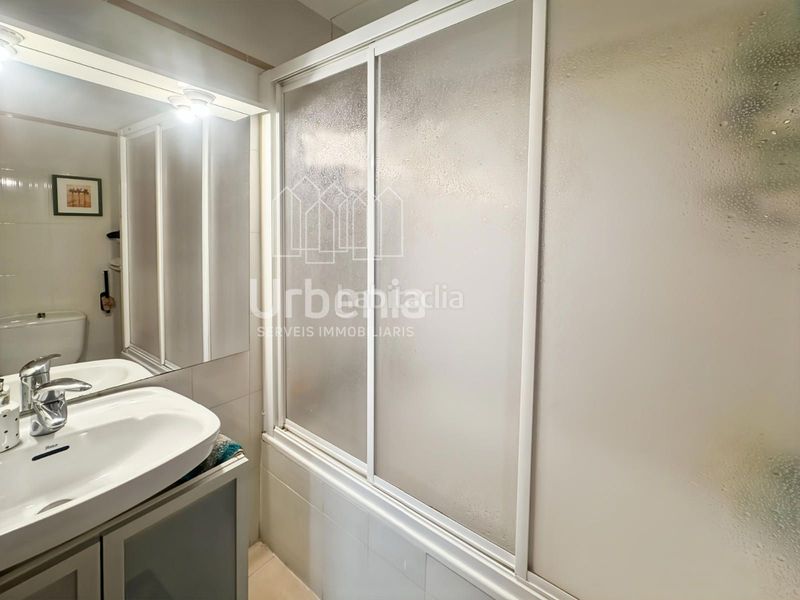 Foto 14bece48-a5c2-4964-afc9-809bdd4923a1. Pis a Els Pavos Blanes